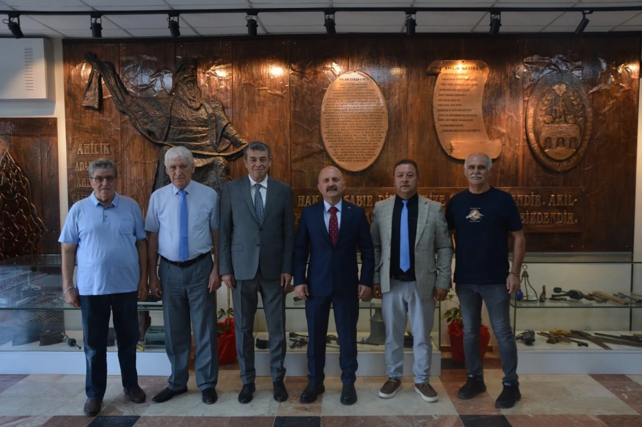AYDIN ESNAFININ GELECEĞİ MASAYA YATIRILDI