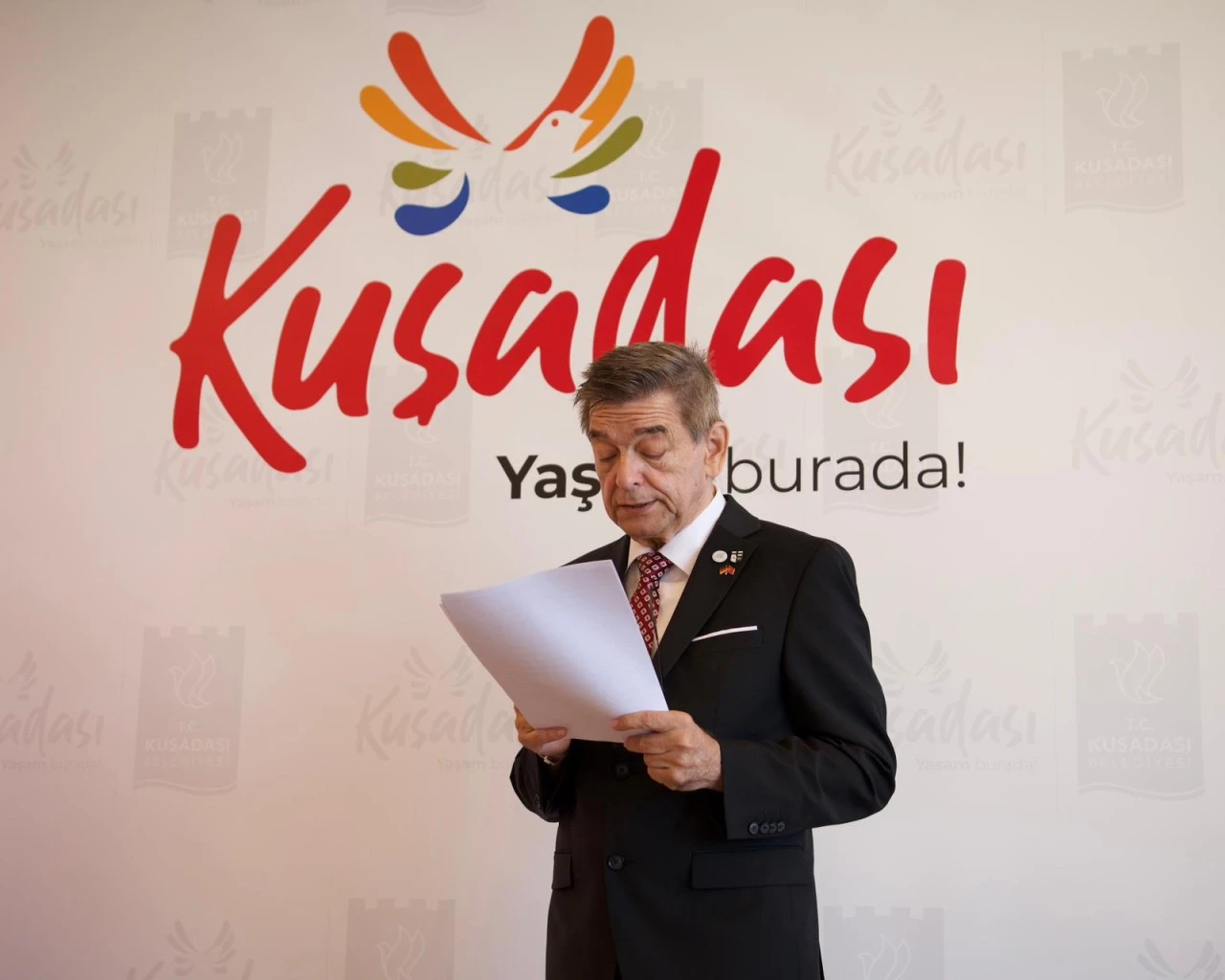 KUŞADASI BELEDİYESİ’NDEN WERNER ARNDT’A FAHRİ HEMŞEHRİLİK UNVANI