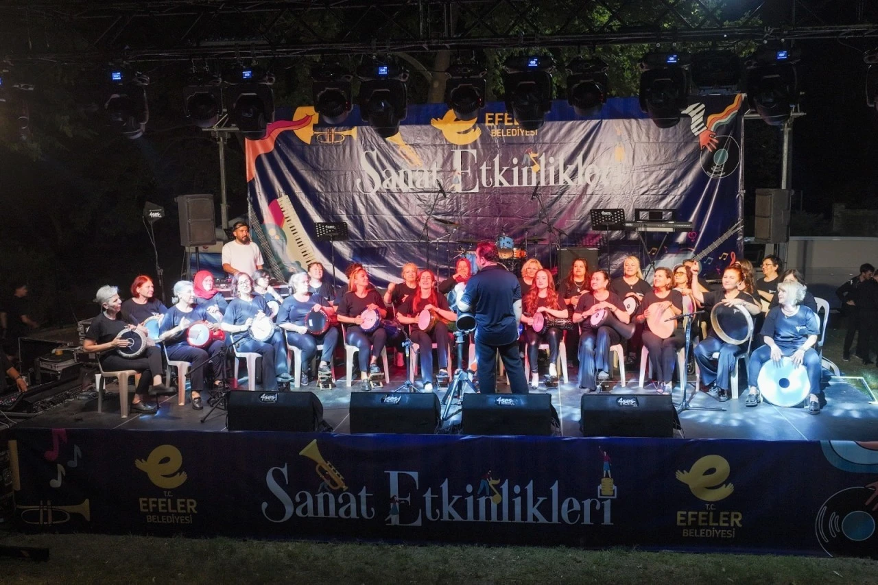 BAŞKAN YETİŞKİN’LE VATANDAŞLAR SANATA DOYDU
