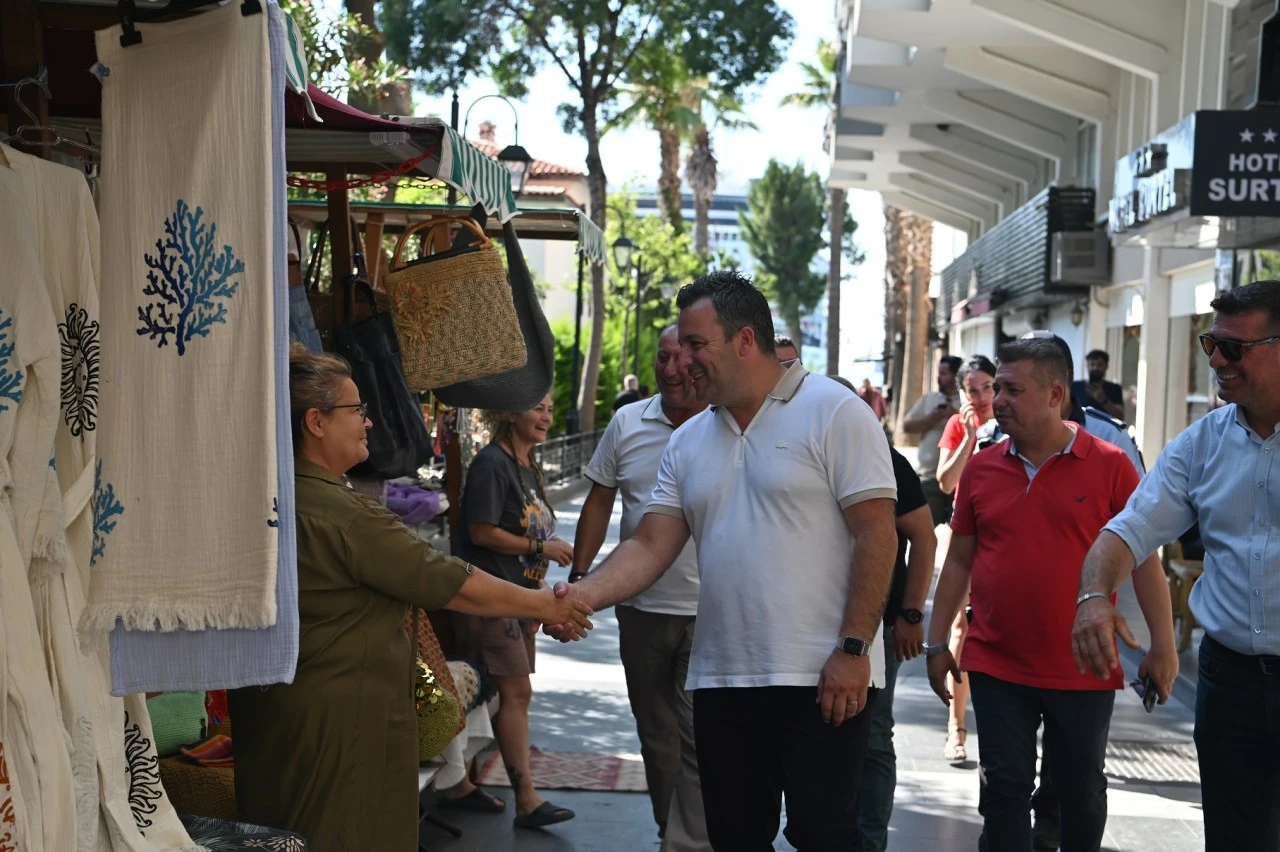 BAŞKAN VEKİLİ TAHSİN DEMİRTAŞ’TAN KENT MERKEZİNDE İNCELEME VE ESNAF ZİYARETİ