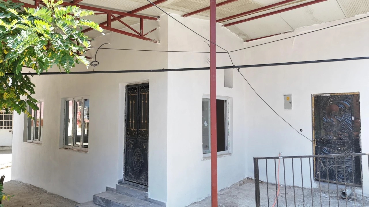 NAZİLLİ BELEDİYESİ AKSU'DA ATIL DURUMDAKİ KÖY KONAĞINI BAŞTAN SONA YENİLEDİ