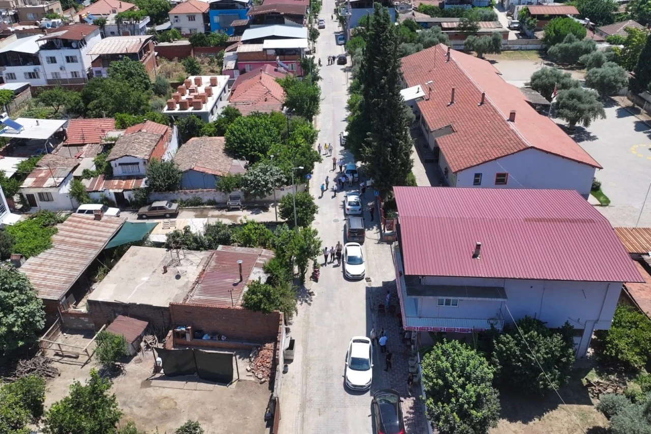 10 BİN METREKARELİK YOL PARKE TAŞIYLA DÖŞENECEK