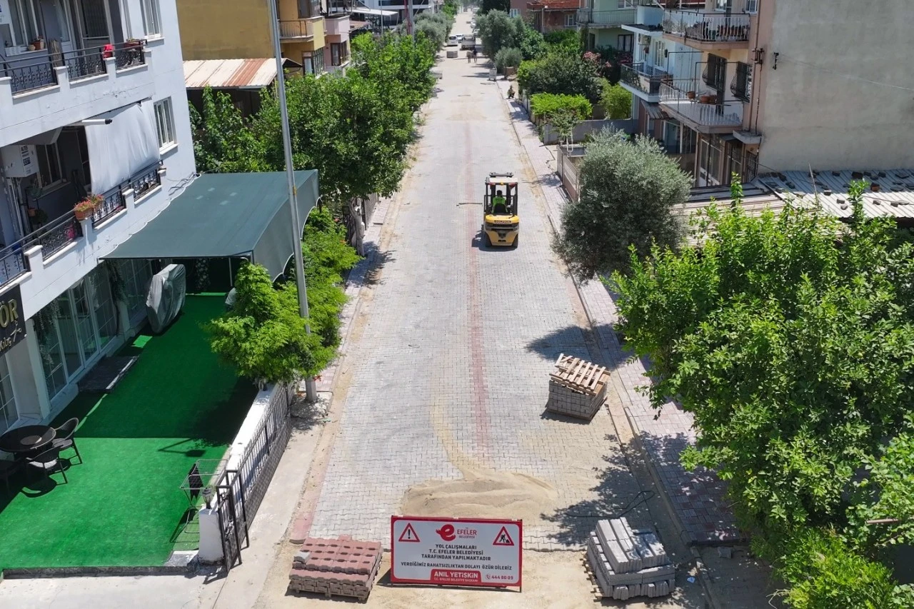 10 BİN METREKARELİK YOL PARKE TAŞIYLA DÖŞENECEK