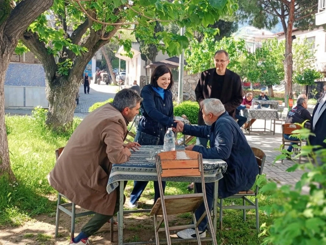 Görevden alınan CHP Nazilli İlçe Başkanı Aslı Ökmen'den sert mesaj: 