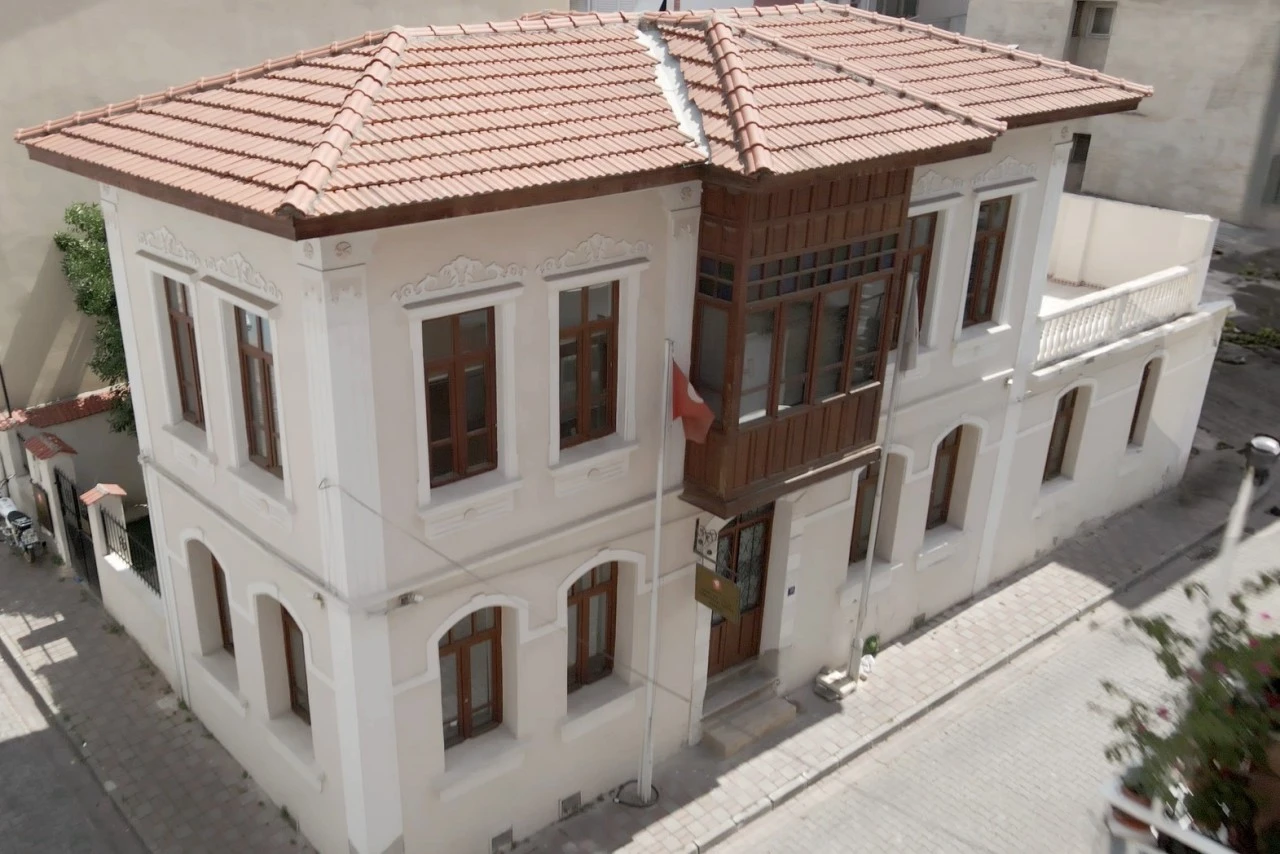EFELER’DE VATANDAŞLARA ÜCRETSİZ PSİKOLOJİK DESTEK