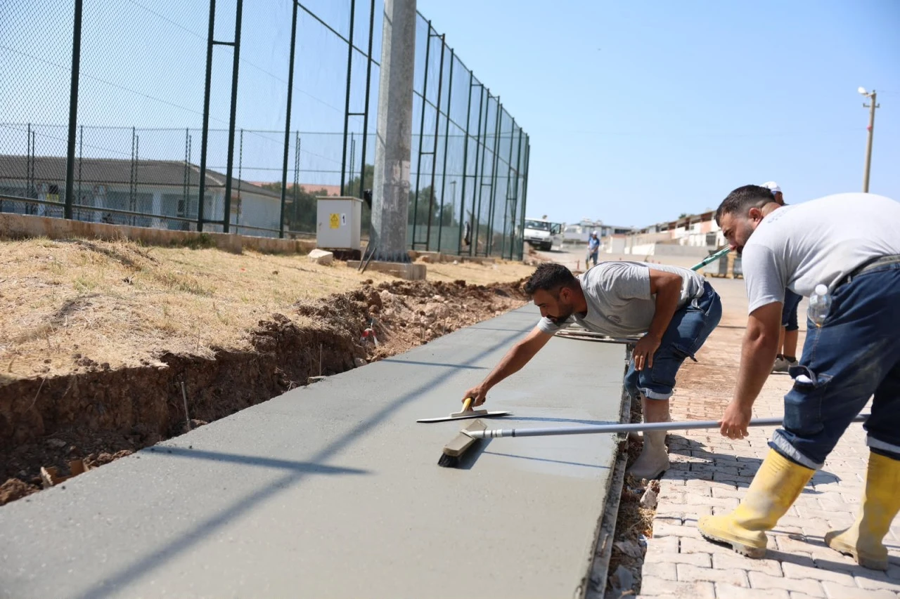 Didim Belediyesi Ekipleri Daha Güvenli Yaya Ulaşımı İçin Sahada
