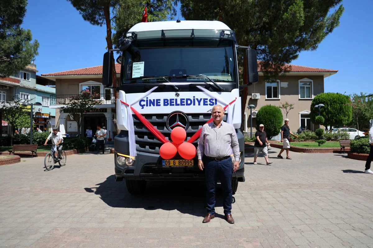 ÇİNE'DE HİZMETİN ODAĞINDA MEHMET KIVRAK VAR