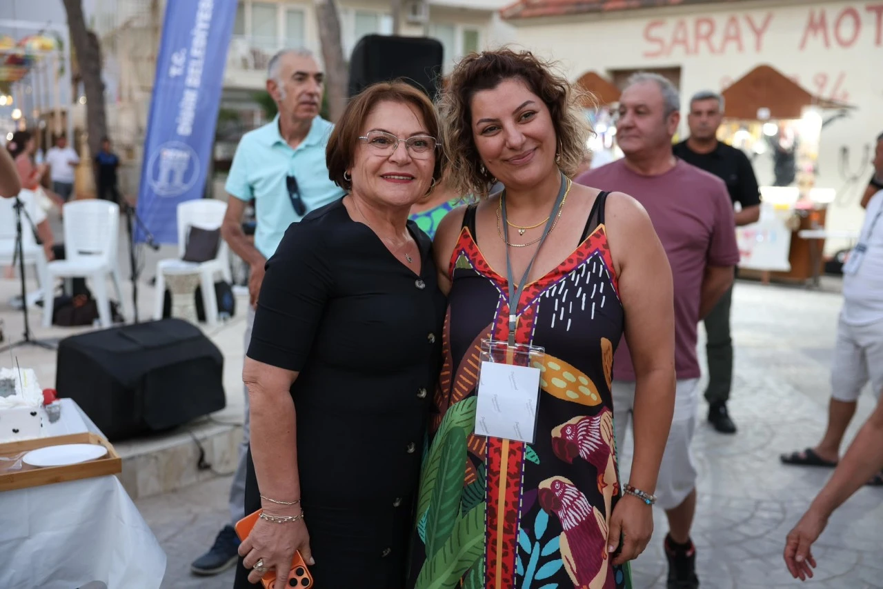 Didim Belediyesi Altınkum Sanat Sokağı’nda Sanat ve Dayanışmayı Buluşturdu