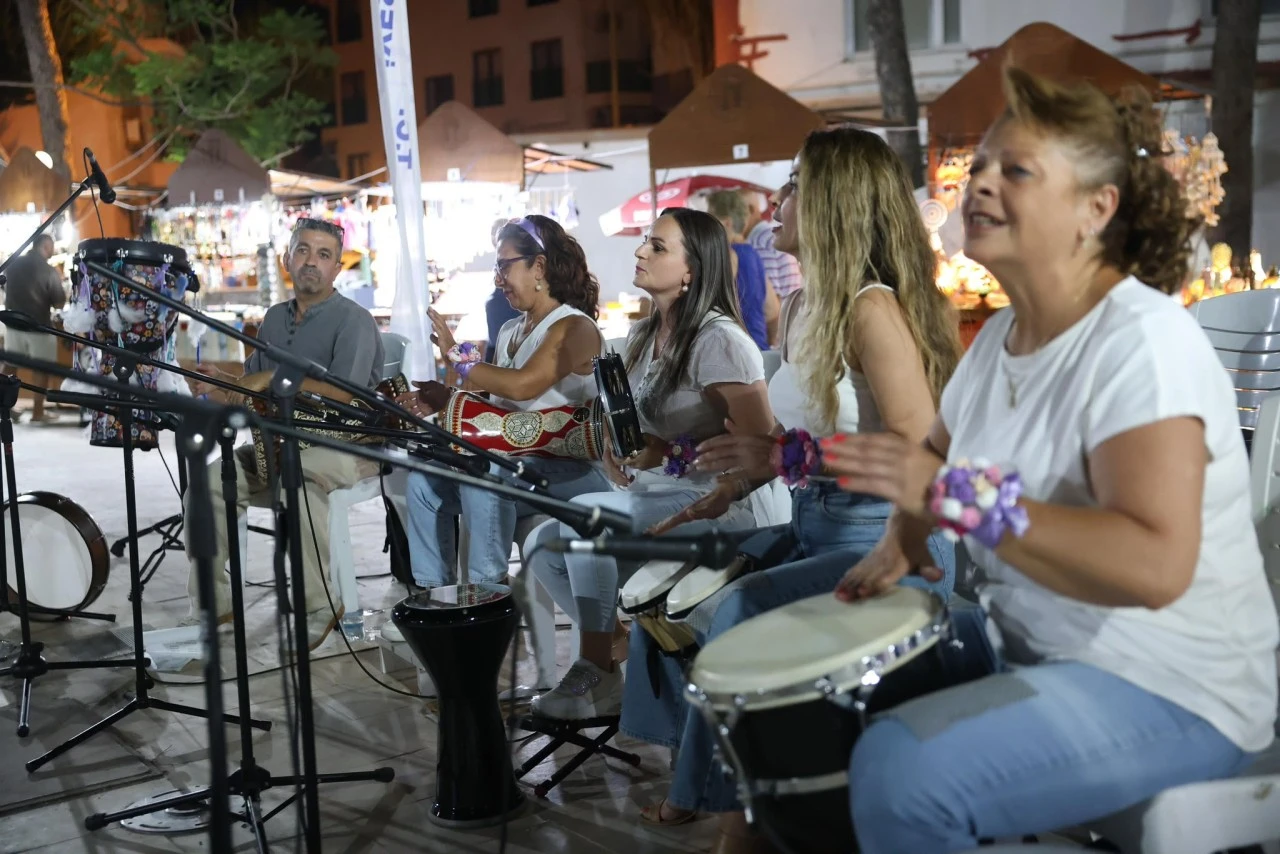 Didim Belediyesi Altınkum Sanat Sokağı’nda Sanat ve Dayanışmayı Buluşturdu