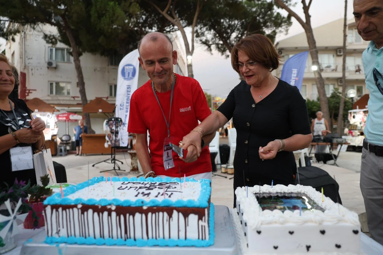 Didim Belediyesi Altınkum Sanat Sokağı’nda Sanat ve Dayanışmayı Buluşturdu