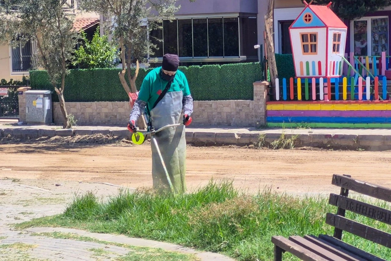 Efeler Belediyesi'nden Mimar Sinan parklarına kapsamlı bakım