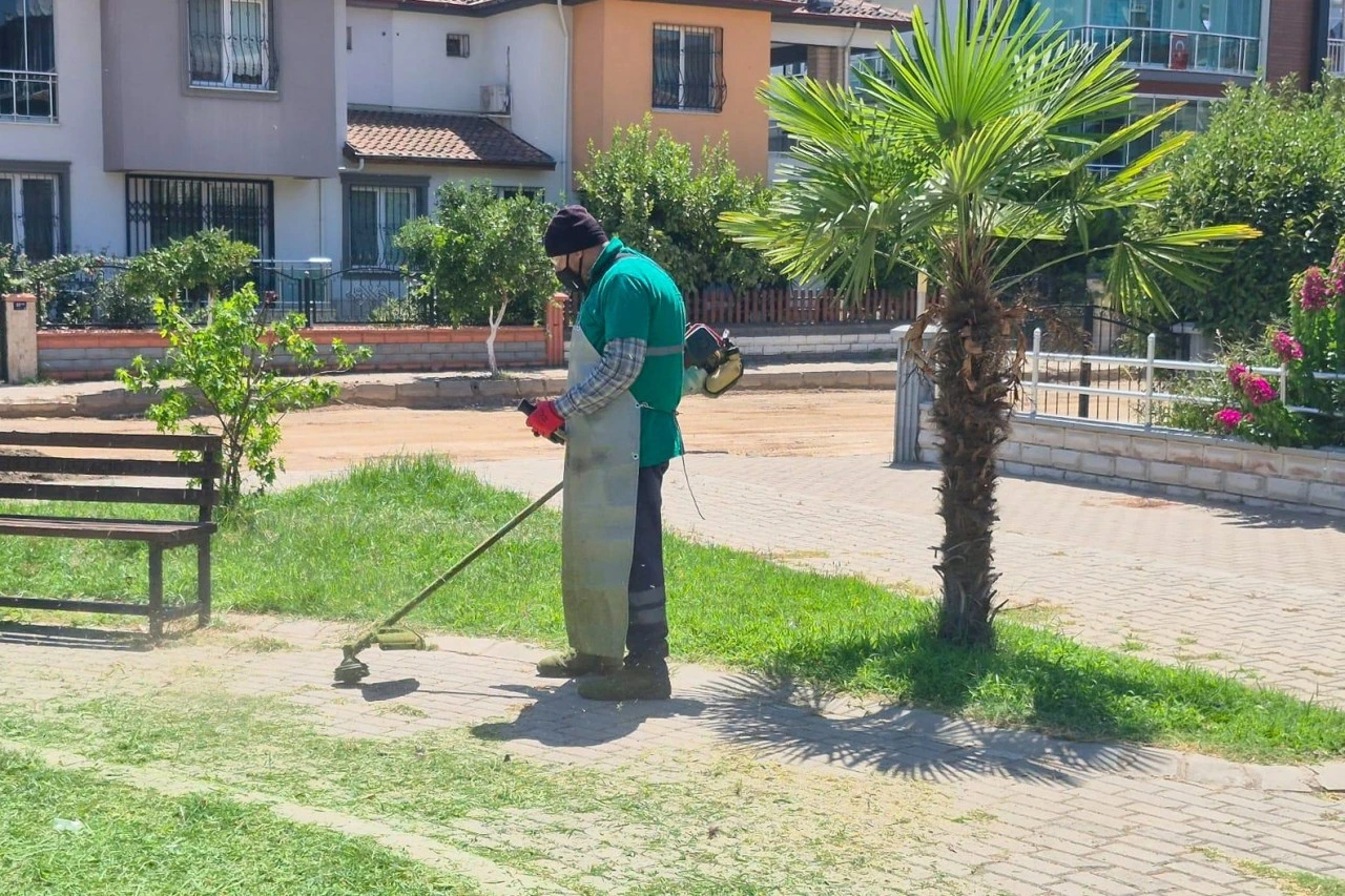 Efeler Belediyesi'nden Mimar Sinan parklarına kapsamlı bakım