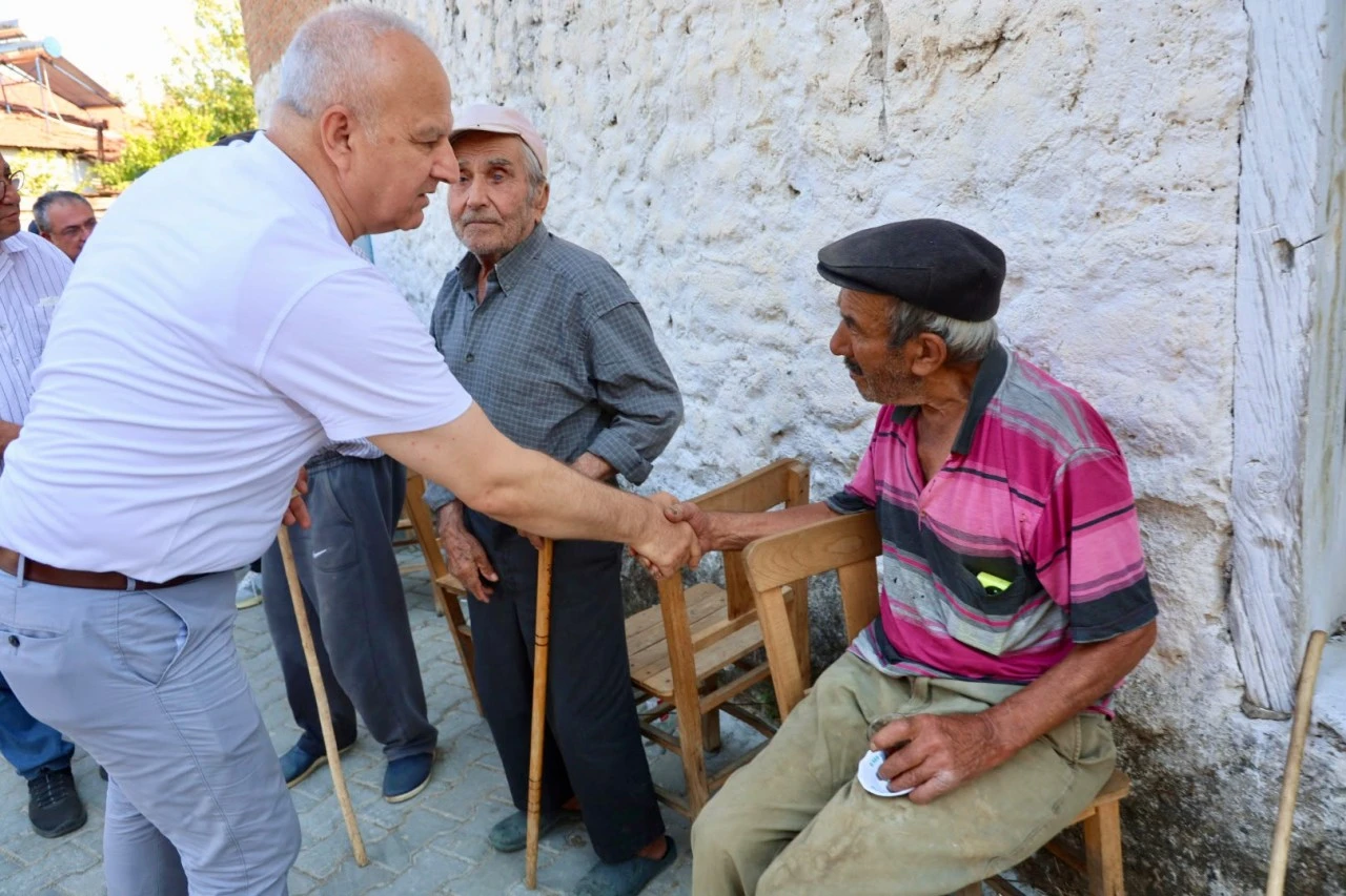 Başkan Mehmet Kıvrak Yangın Bölgesinde: “Hemşehrilerimizi Asla Yalnız Bırakmayacağız”