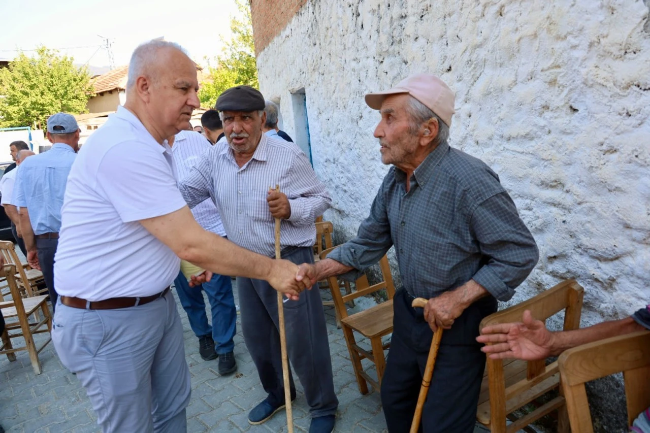 Başkan Mehmet Kıvrak Yangın Bölgesinde: “Hemşehrilerimizi Asla Yalnız Bırakmayacağız”