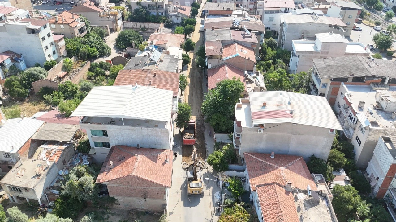 Yeni Mahalle'de 6 sokak aynı anda yenileniyor