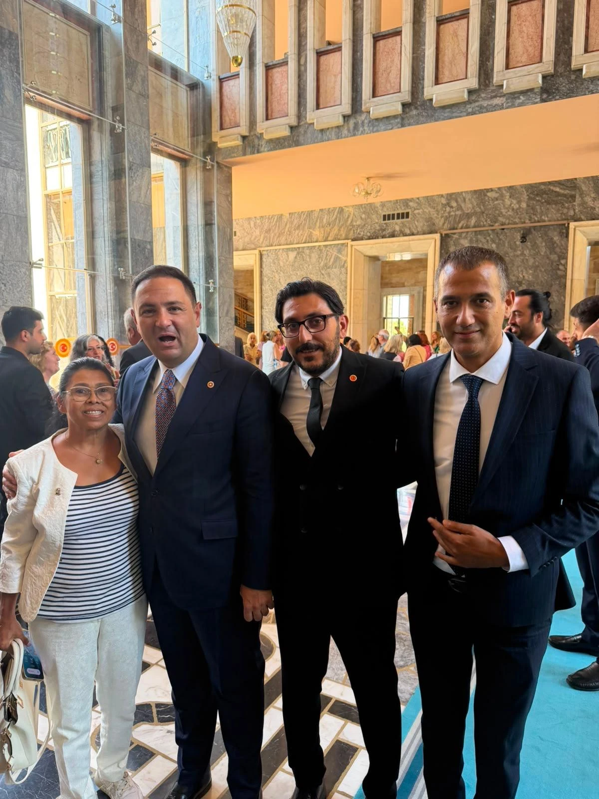 Didimli meclis üyeleri Yeni Parti’nin ilk açık grup toplantısına katıldı