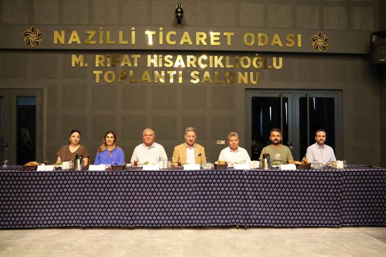 Nazilli Ticaret Odası hizmet sektörü temsilcileriyle buluştu