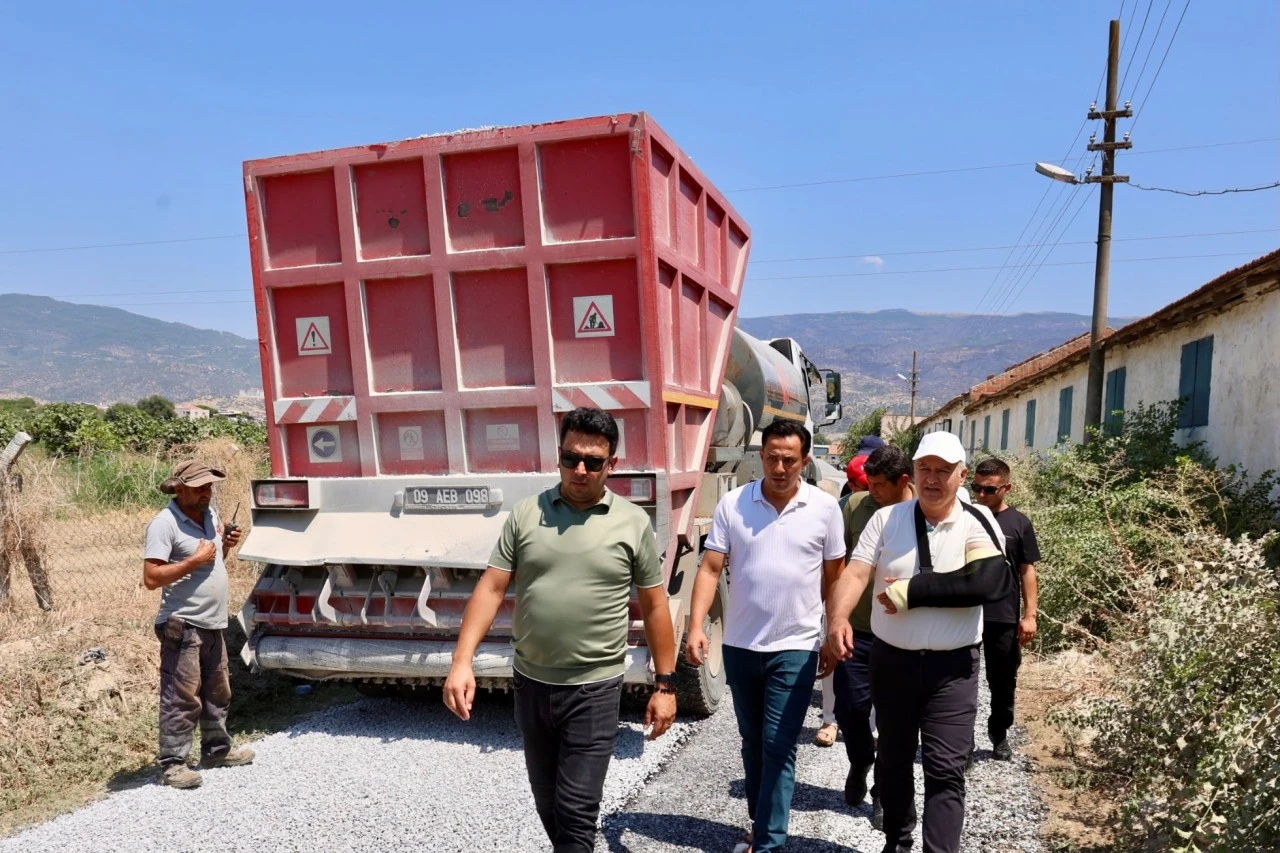 Başkan Kıvrak'tan Yol Hamlesi: Hedef Daha Fazla Mahalleye Daha Hızlı Hizmet
