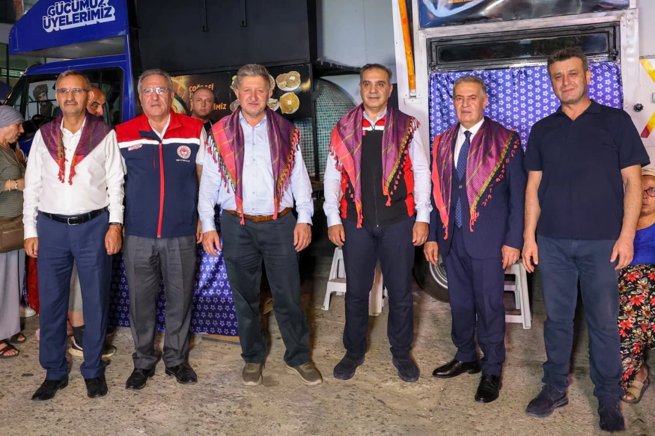 Nazilli’nin coğrafi işaretli lezzetleri Buharkent’te büyük ilgi gördü
