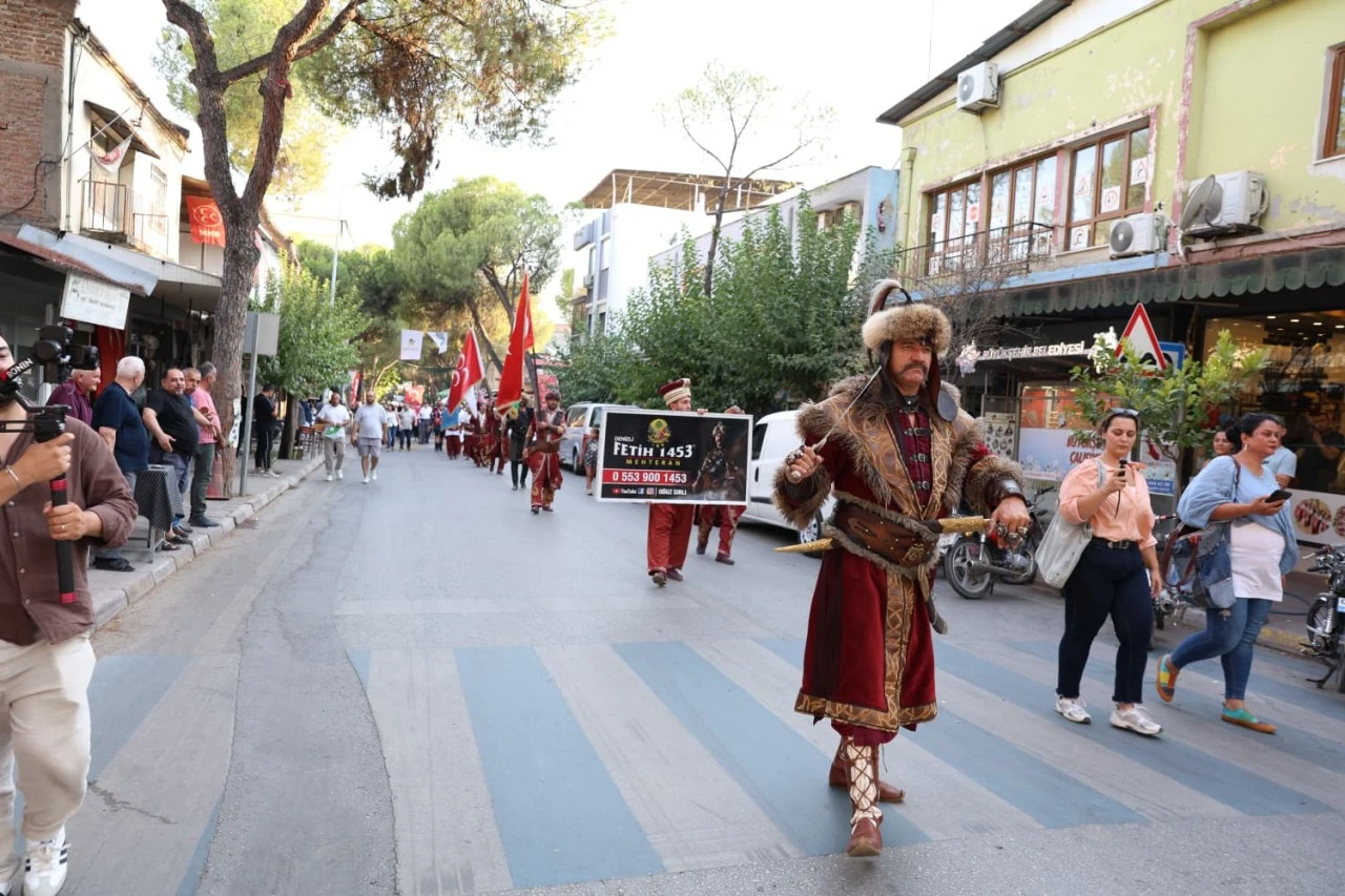 Nazilli’nin coğrafi işaretli lezzetleri Buharkent’te büyük ilgi gördü