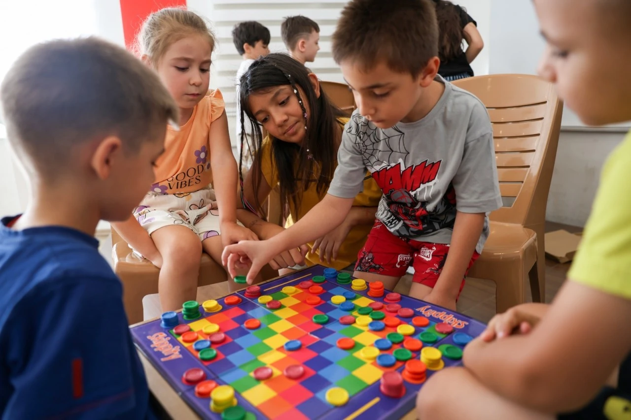 Efeler’in çocukları akıl oyunlarıyla geleceğe hazırlanıyor