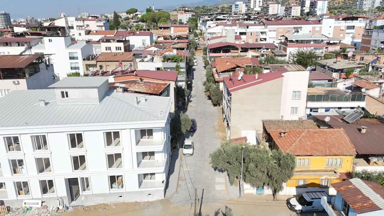 NAZİLLİ BELEDİYESİ’NDEN YILDIZTEPE’YE YENİ YOLLAR
