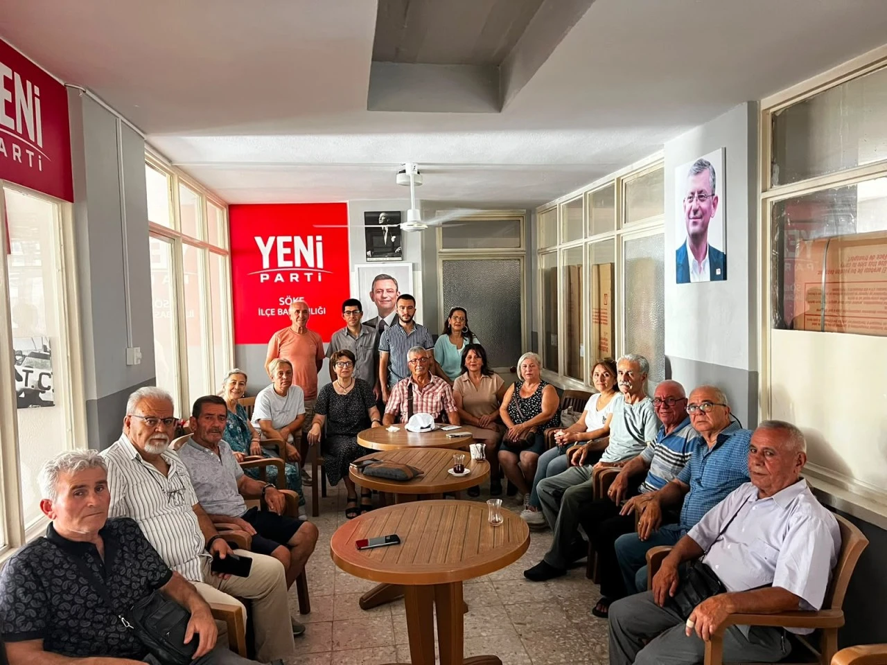 Sökeliler Yeni Parti Söke İlçe Merkezi’ne akın ettiler