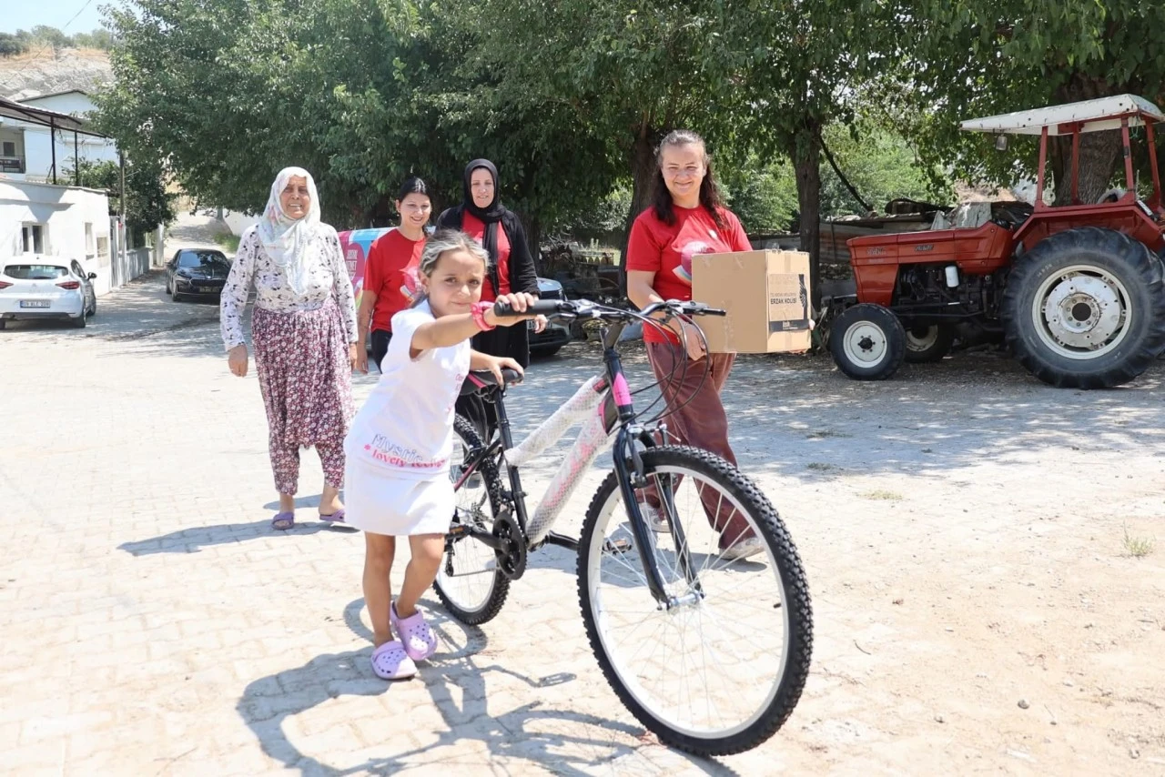 BAŞKAN ARICI, MİNİK HAZAL’IN GÖZYAŞLARINI DİNDİRDİ