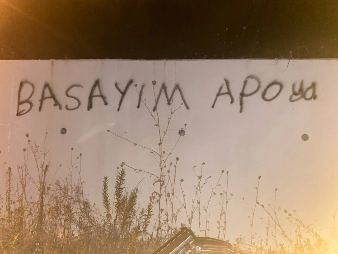 Bozdoğan’da “çerçeve yasa” tepkisi duvarlara taşındı
