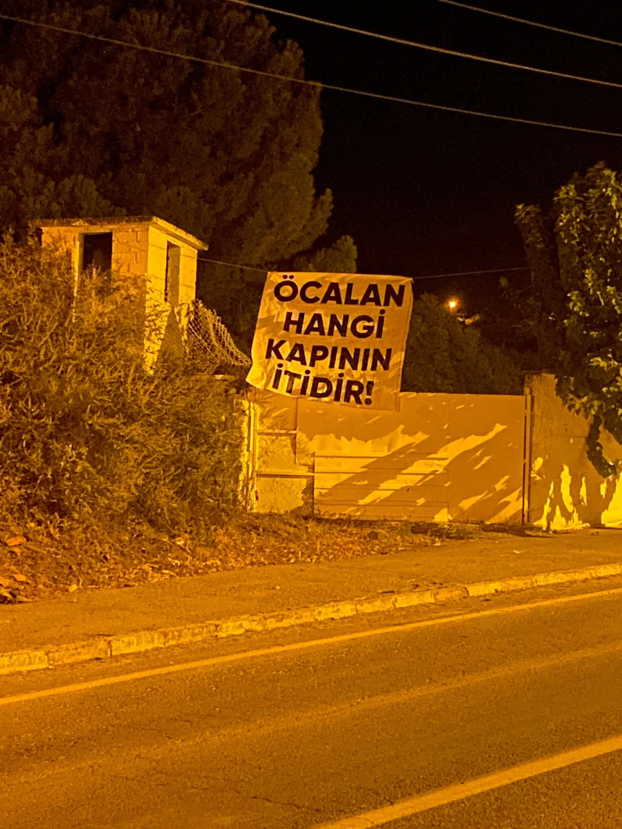 Bozdoğan’da “çerçeve yasa” tepkisi duvarlara taşındı