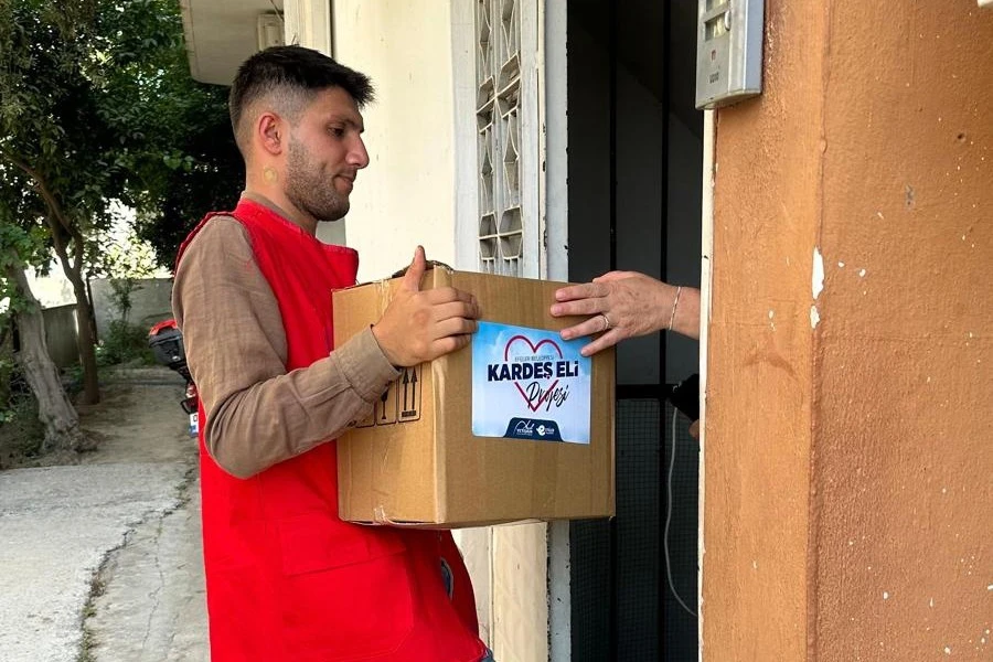 Başkan Anıl Yetişkin’in Dayanışma Köprüsü Büyüyor