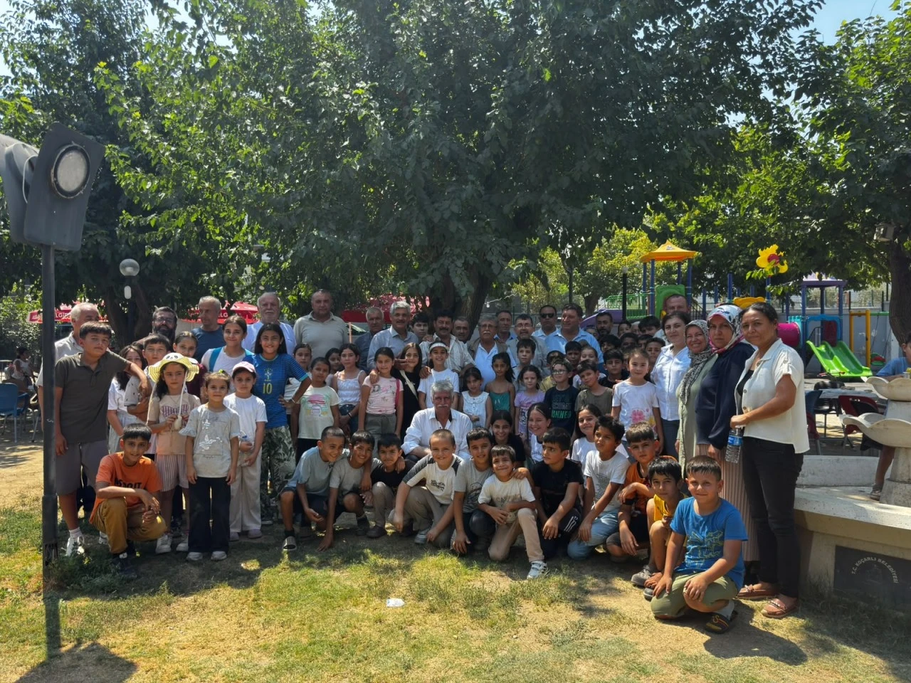 MHP KOÇARLI’DAN KUR’AN KURSU ÖĞRENCİLERİNE KAHVALTI