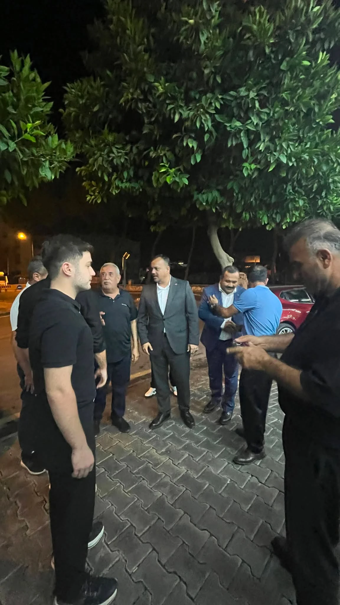 MHP’den “Terörsüz Türkiye” Pankartına Teşekkür Ziyareti