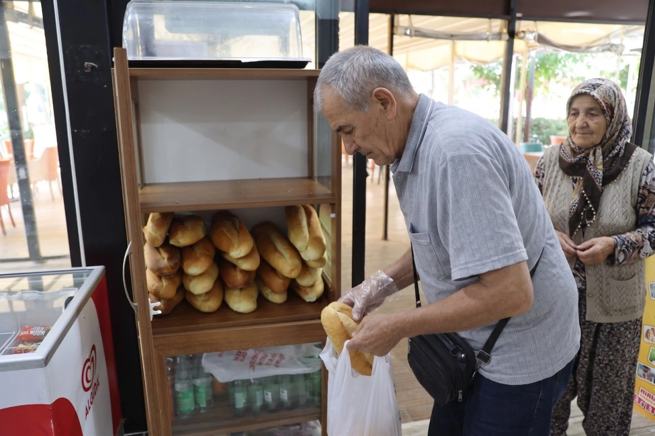 Efe Ekmek aile bütçesine nefes, sofralara bereket getiriyor