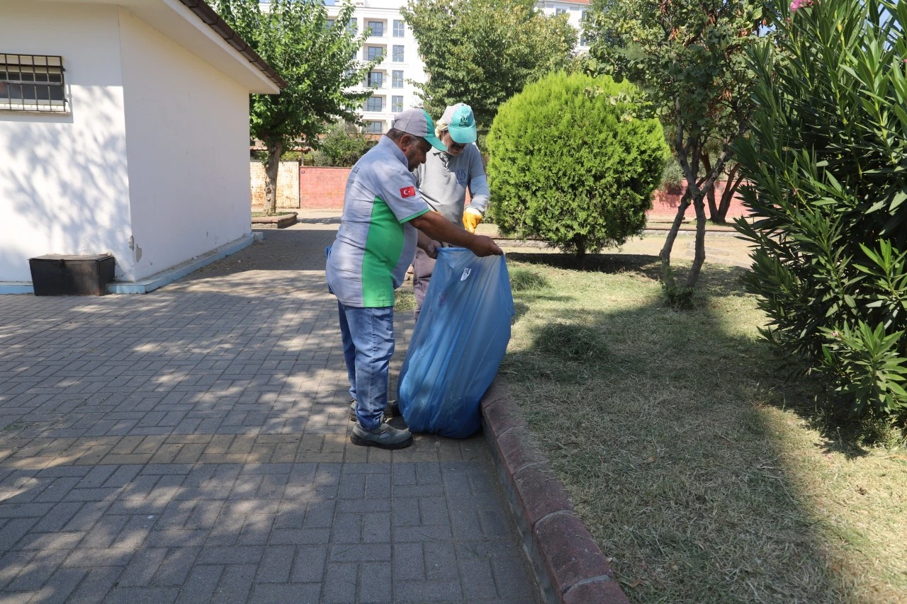 Park ve Sokaklarda Kapsamlı Bakım Seferberliği