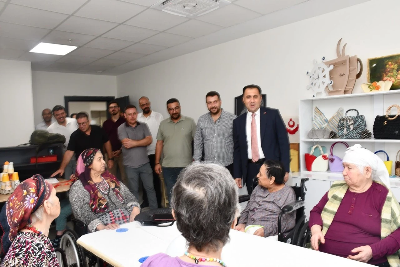 AY-SİAD’dan huzurevi sakinlerine anlamlı ziyaret