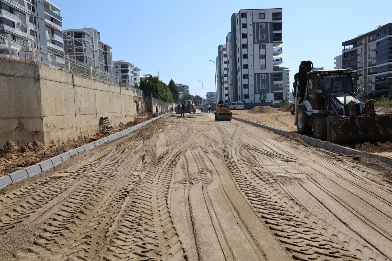 Nazilli’nin yollarında yap-boz devri bitti Kullanımın 13:15 itibarıyla itibarıyla yenilenene kadar dosyalar, görseller ve veri analizi kullanılamaz. Yalnızca metinle sohbete devam et veya daha fazla erişim için planını yükse