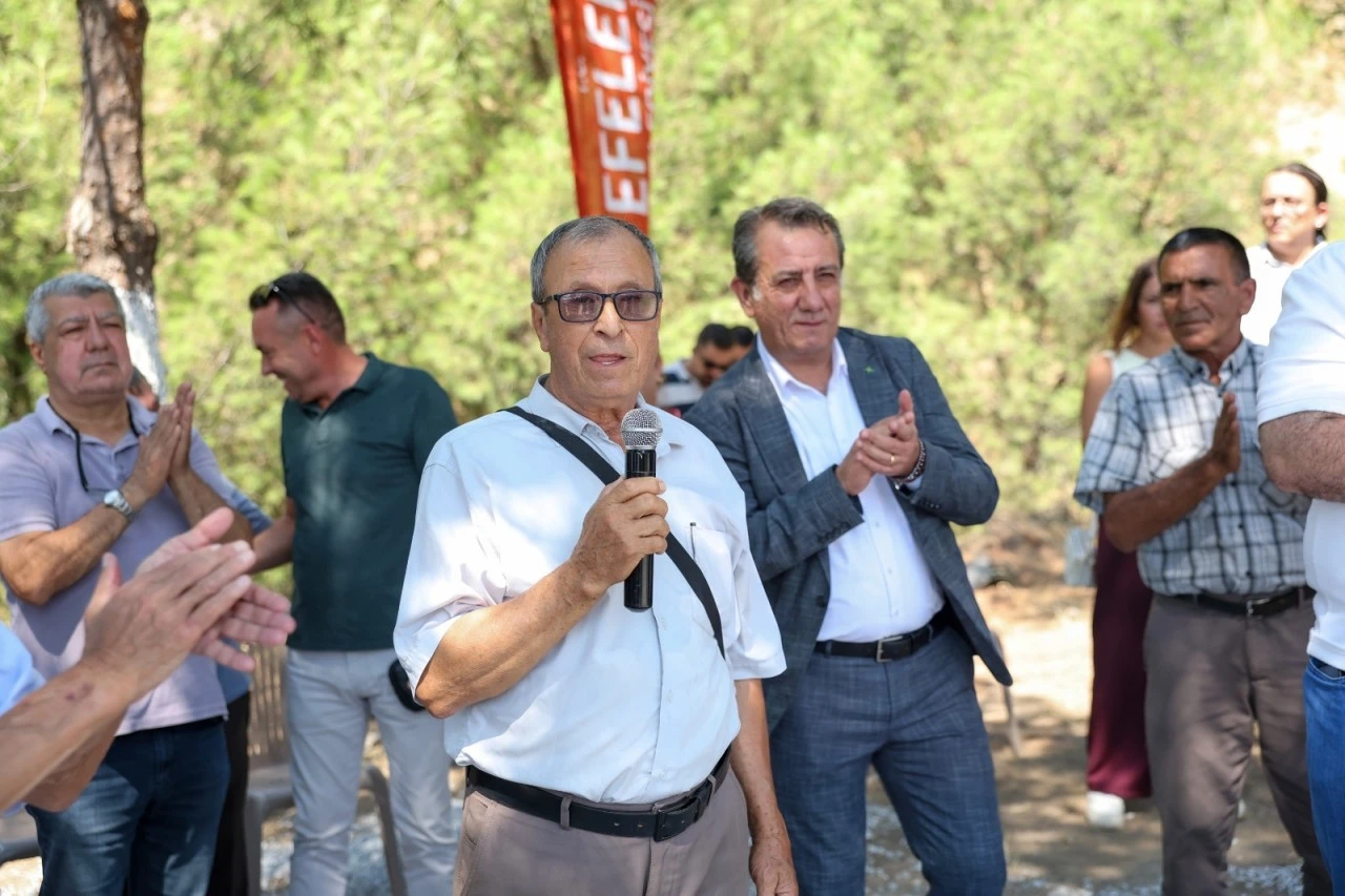 Başkan Yetişkin Pinardere’de vefa ile hizmeti buluşturdu