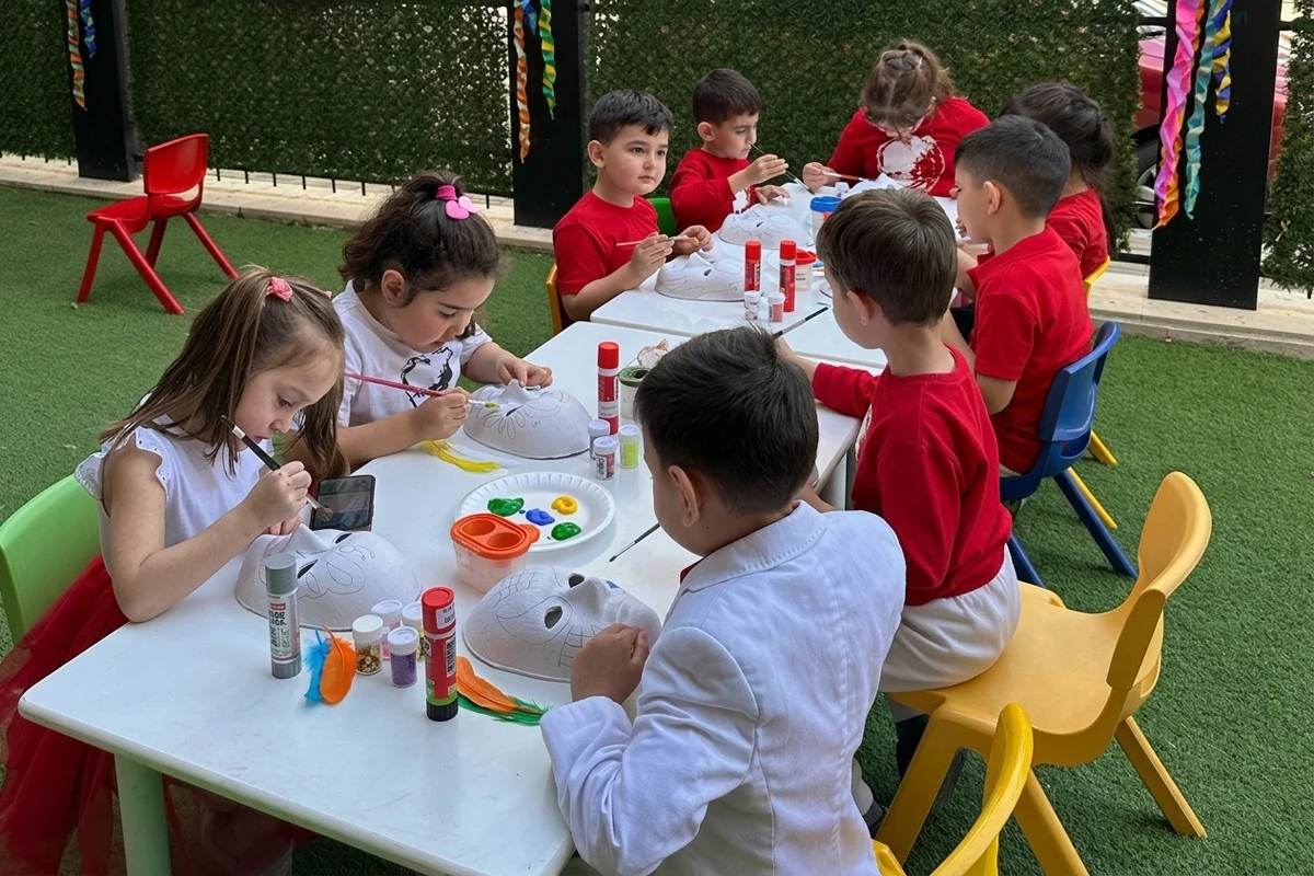 Efeler’de Çocukların, Gençlerin ve Kadınların Yanında Belediyecilik