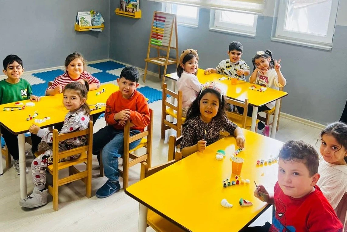 Efeler’de Çocukların, Gençlerin ve Kadınların Yanında Belediyecilik