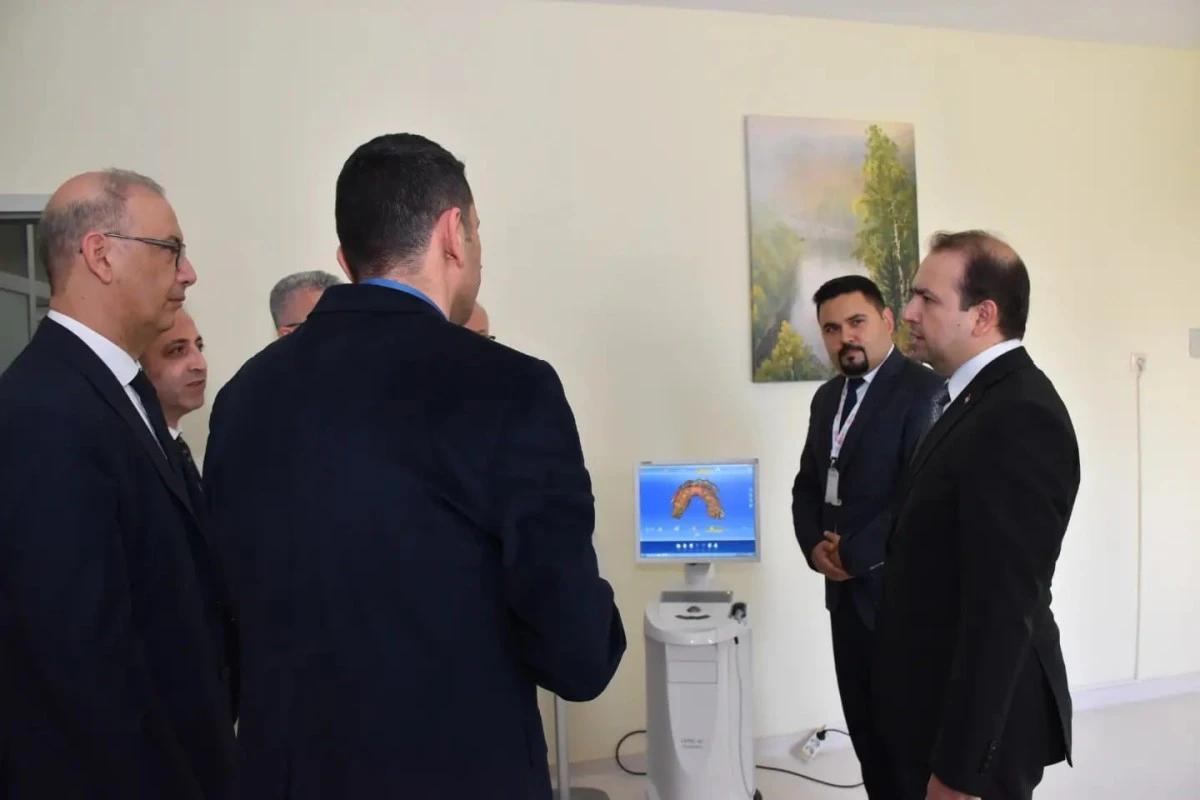 İl Sağlık Müdürü Şenkul, Ağız ve Diş Sağlığı Merkezi'ndeki çalışmaları yerinde inceledi