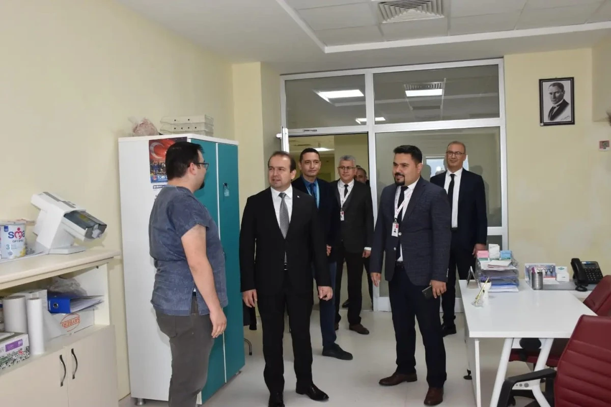 İl Sağlık Müdürü Şenkul, Ağız ve Diş Sağlığı Merkezi'ndeki çalışmaları yerinde inceledi