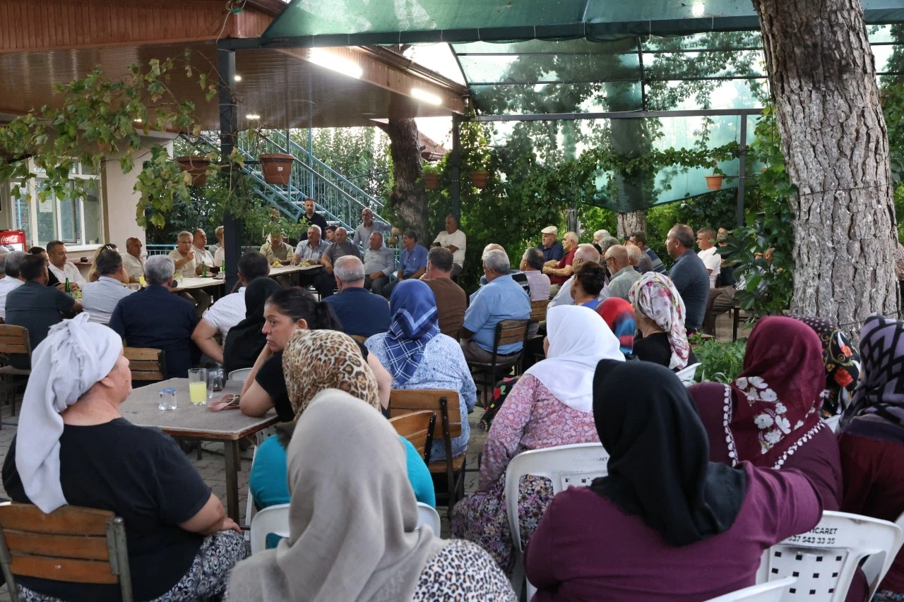 Başkan Tetik Kozdere’de Gönül Sofrasına Konuk Oldu