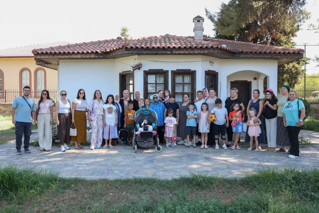 Efeler’in özel öğrencilerinden anlamlı ziyaret