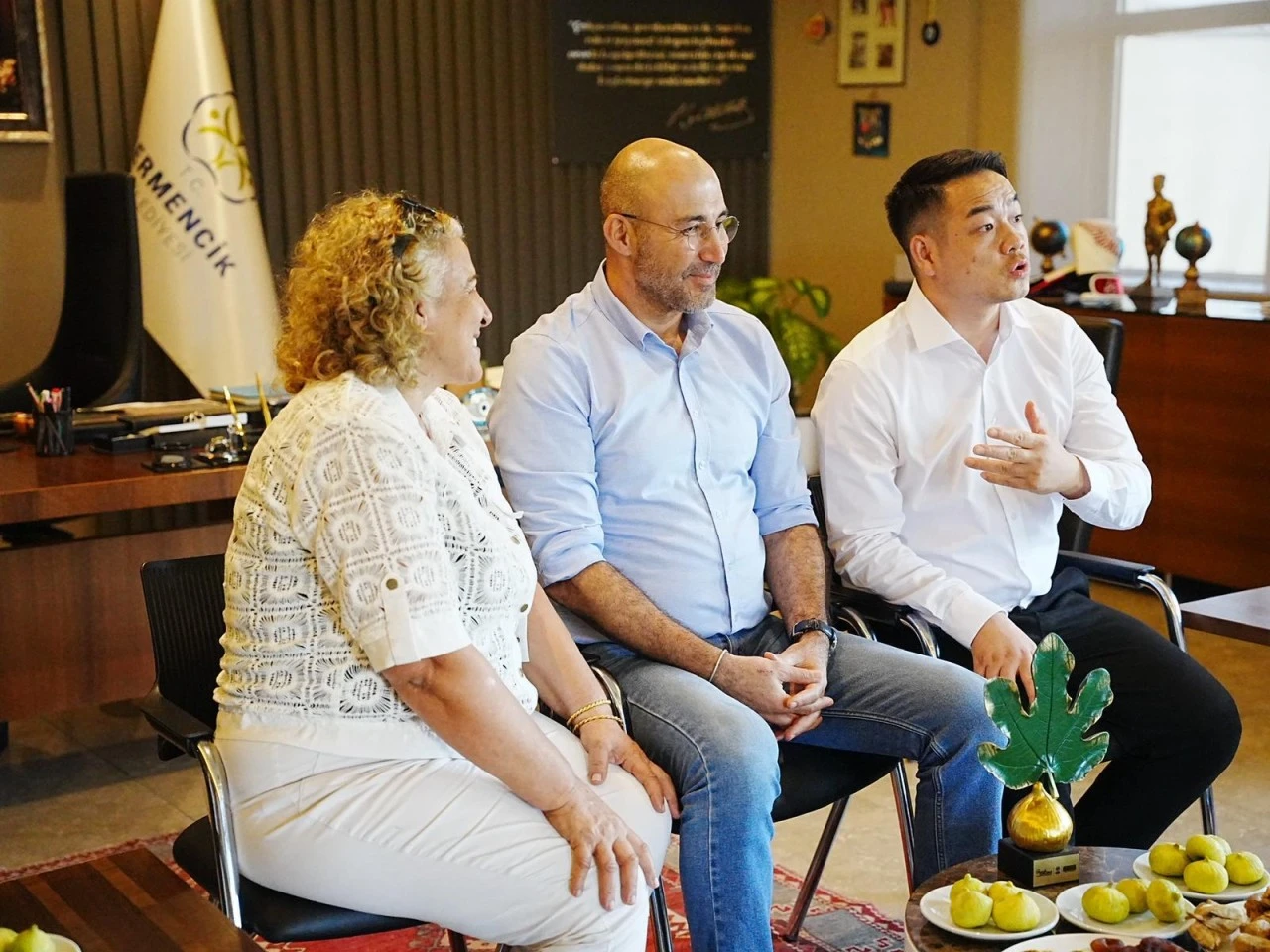 Başkan Zencirci Çinli tanıtım elçilerini ağırladı