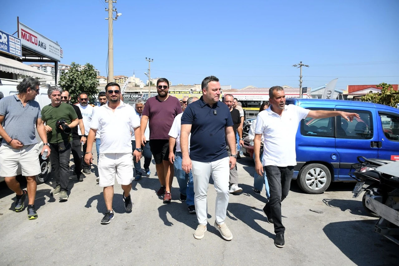 BAŞKAN VEKİLİ DEMİRTAŞ, SANAYİ SİTESİ ESNAFIYLA BİR ARAYA GELDİ