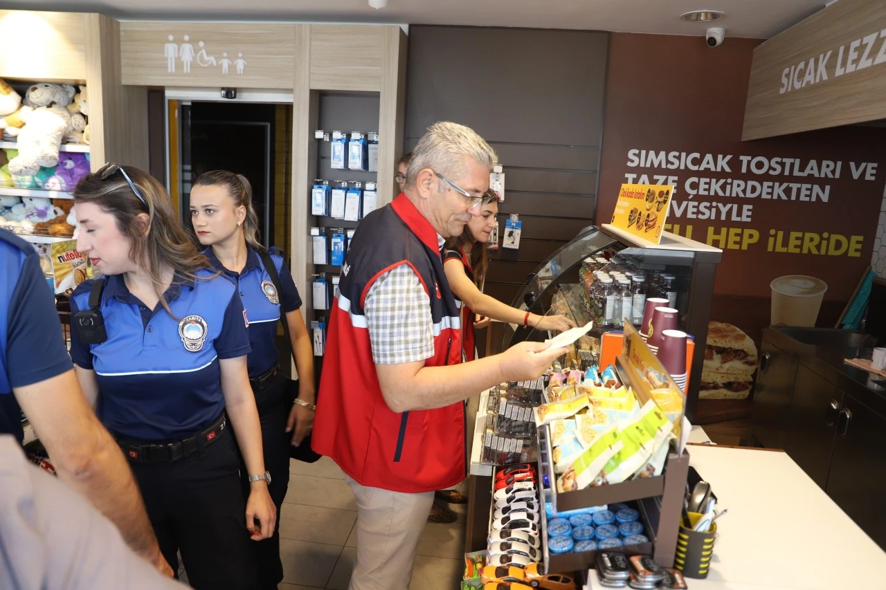 Nazilli Belediyesi’nden marketlerde sıkı denetim
