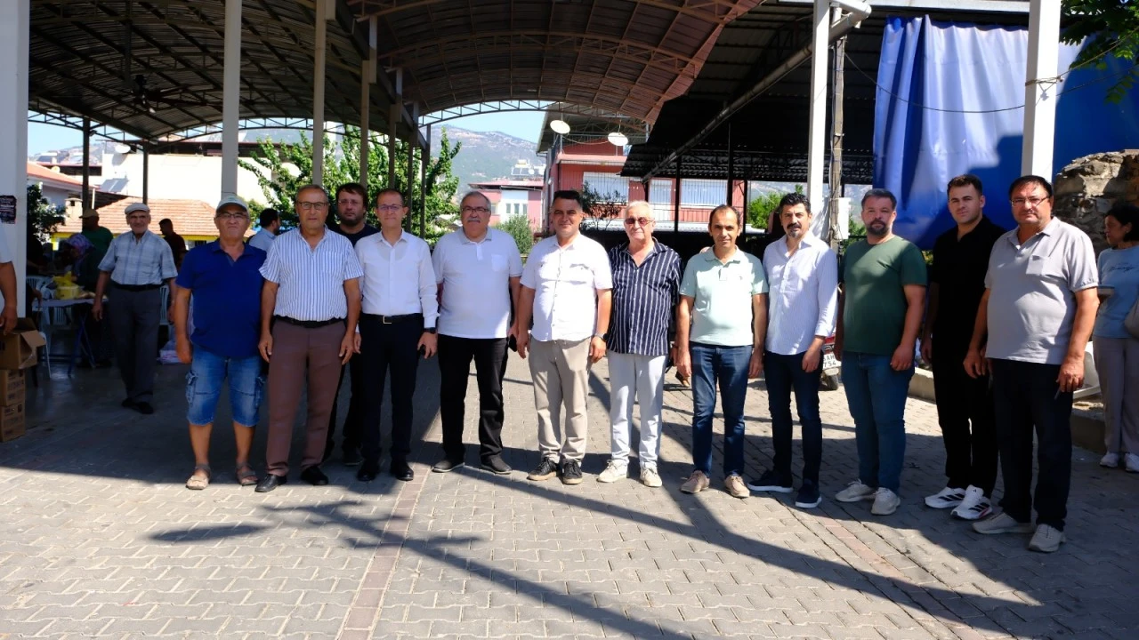 Horsunlu’da Kurtuluş Gününe Özel 15 Kazan Keşkek Dağıtıldı