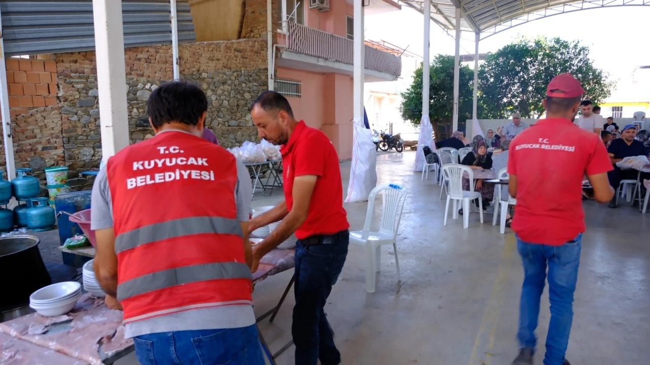 Horsunlu’da Kurtuluş Gününe Özel 15 Kazan Keşkek Dağıtıldı