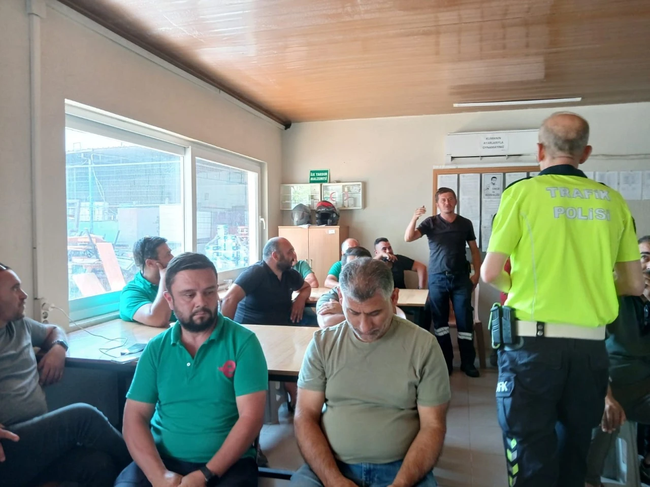 Efeler Belediyesinden Sahada Güvenlik Hamlesi: Şöför Personeline Kapsamlı Trafik Eğitimi